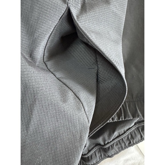 New Lululemon Run Crew Graphic Cinch-Hem Jacket Sz XL Black Limited Edition Rain - Picture 11 of 13